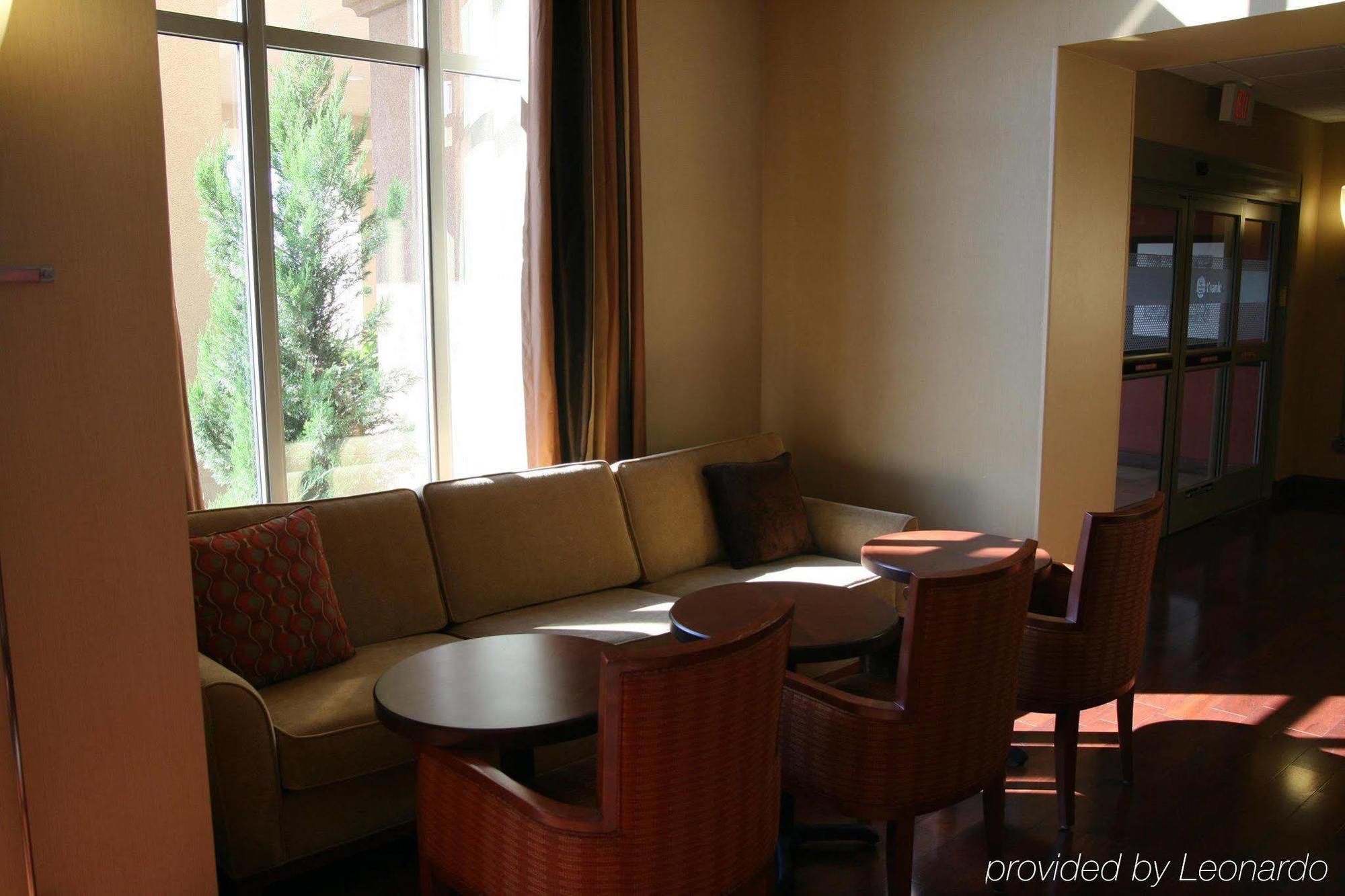 Hampton Inn & Suites Wichita-Northeast Ristorante foto