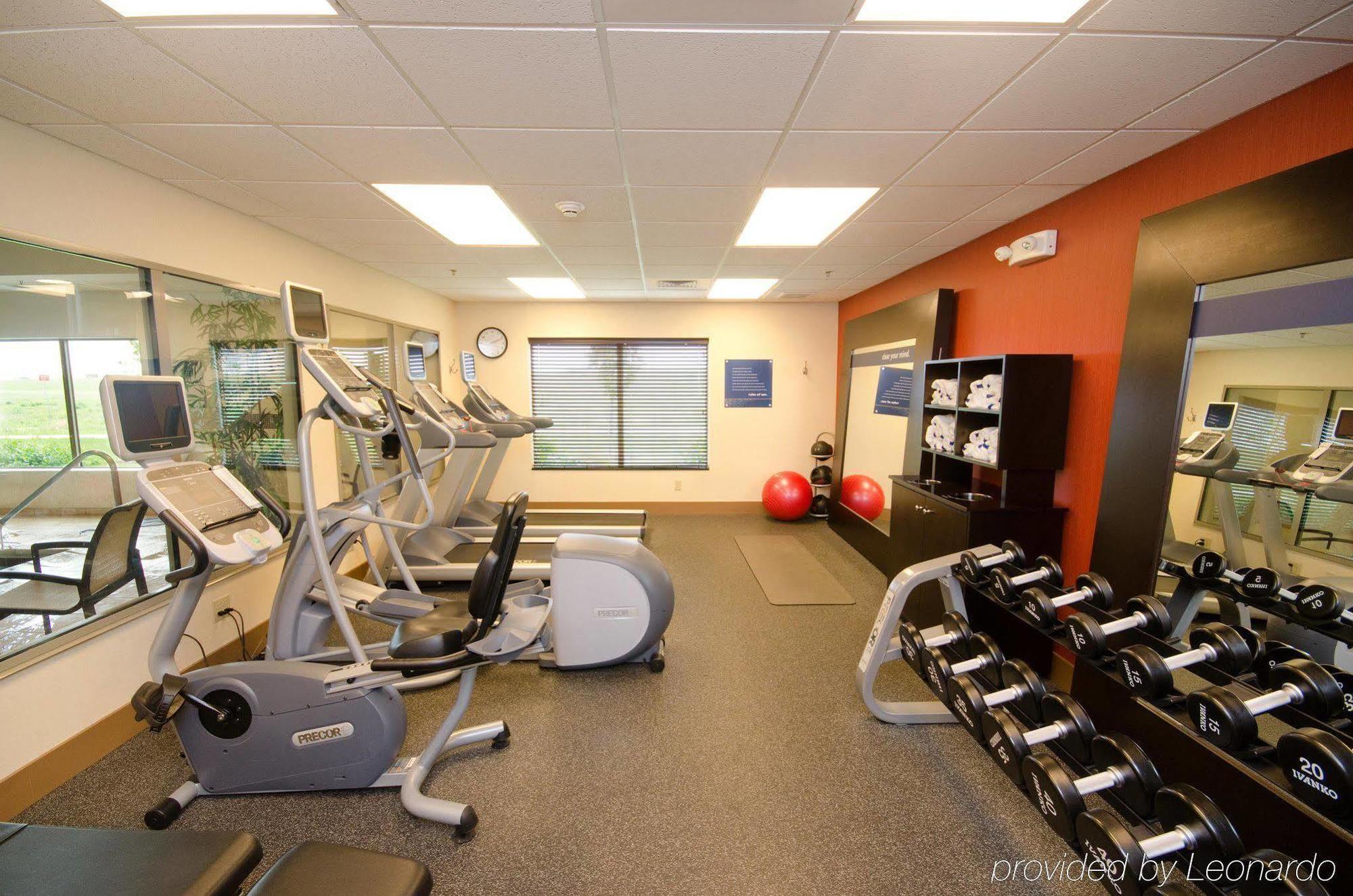 Hampton Inn & Suites Wichita-Northeast Servizi foto