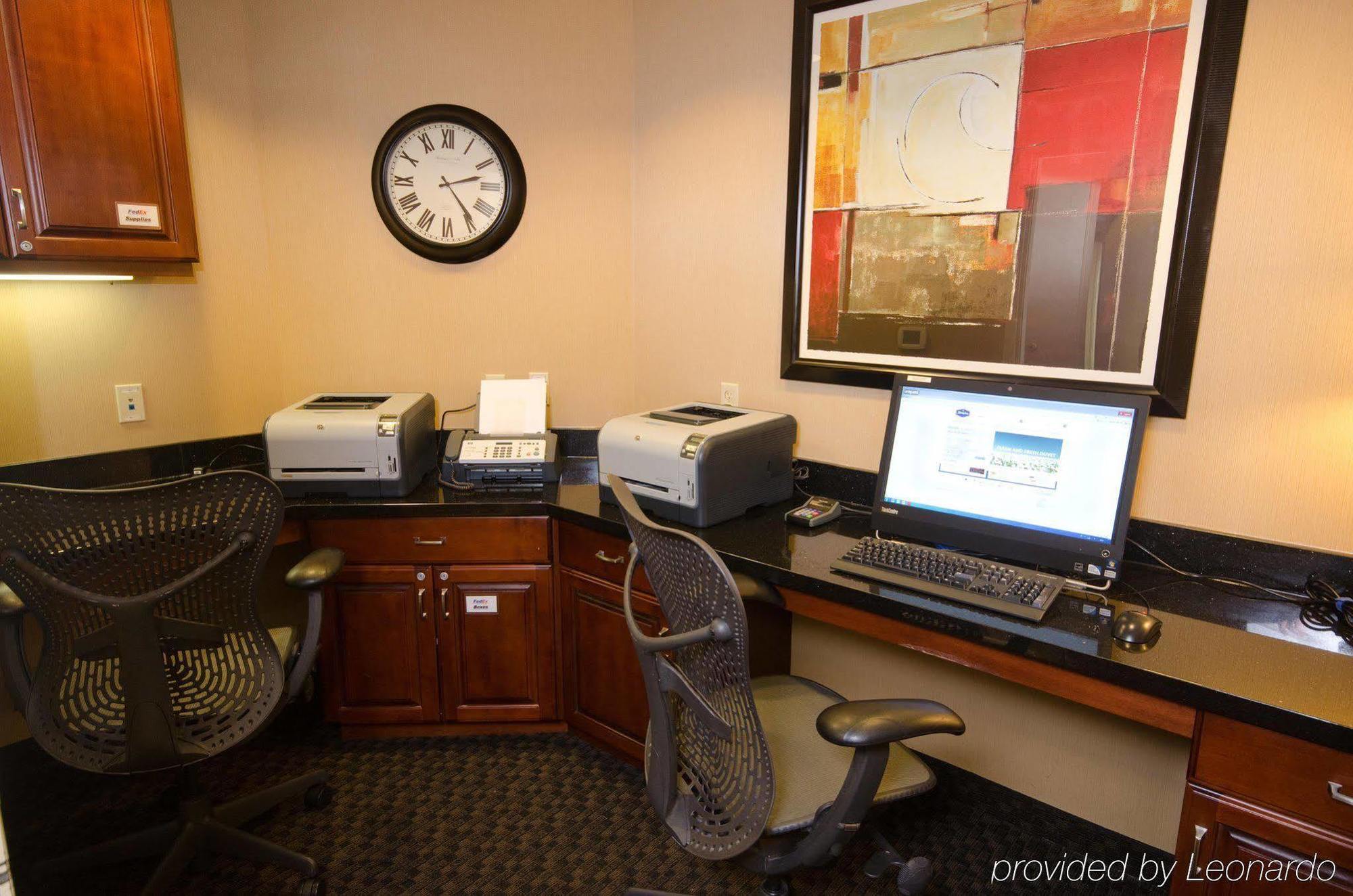 Hampton Inn & Suites Wichita-Northeast Esterno foto